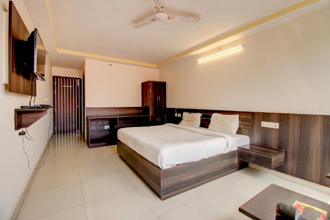 Fabhotel Ps Grand Lucknow Eksteriør bilde