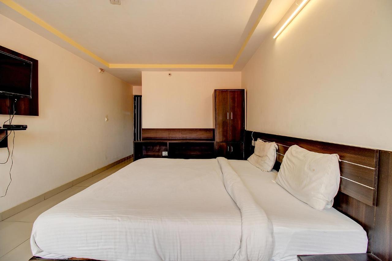 Fabhotel Ps Grand Lucknow Eksteriør bilde