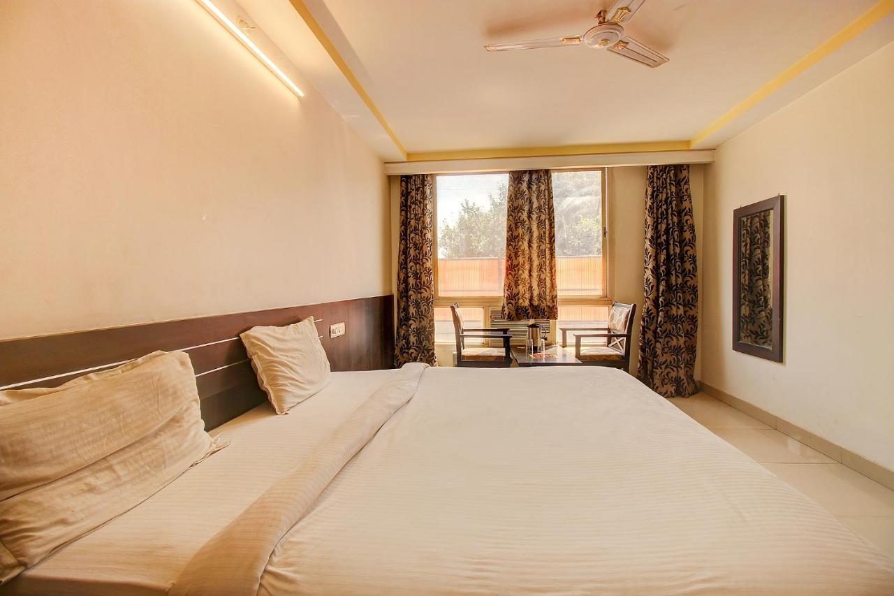 Fabhotel Ps Grand Lucknow Eksteriør bilde